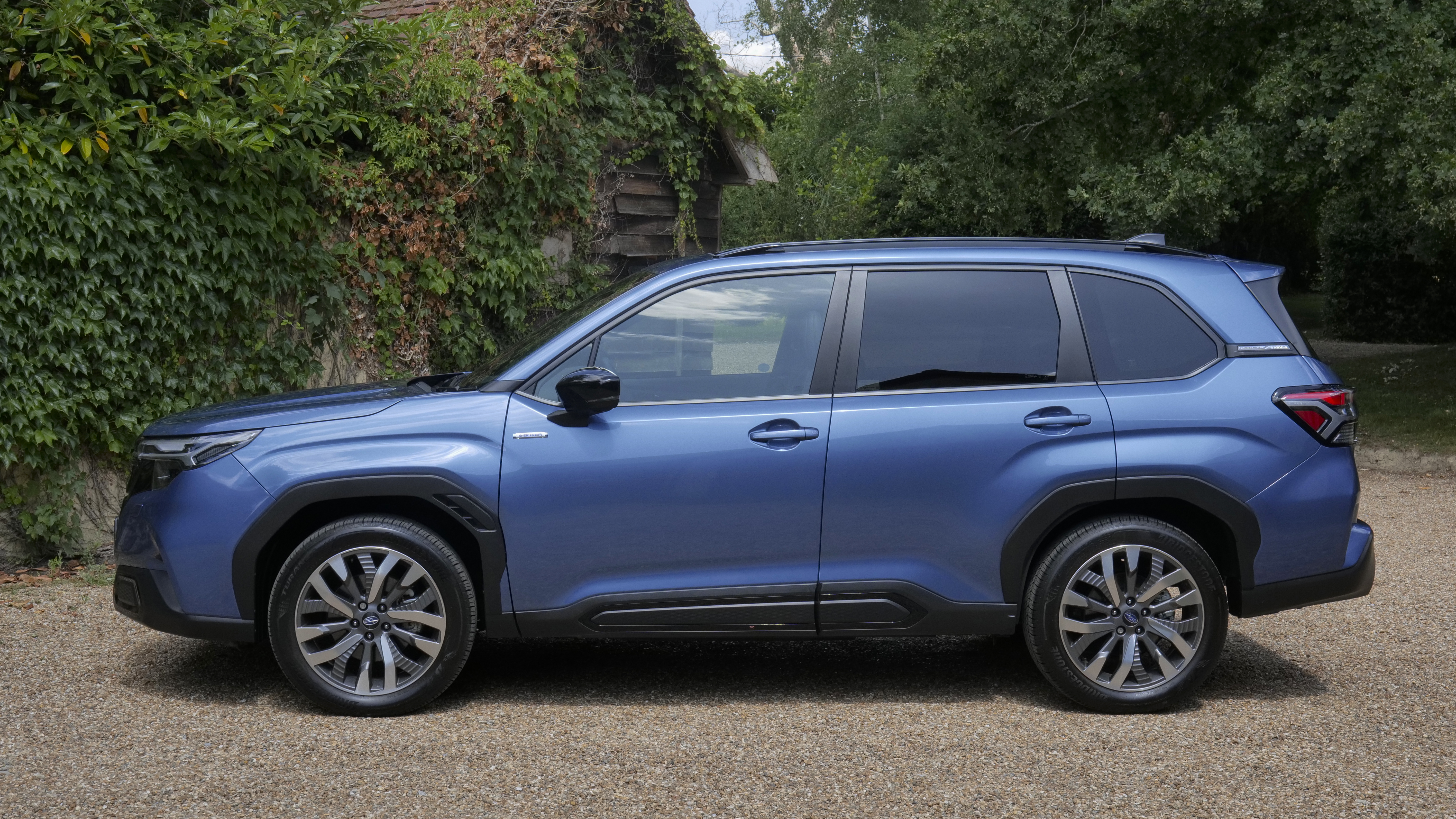 SUBARU FORESTER 2.0i e-Boxer Limited 5dr Lineartronic